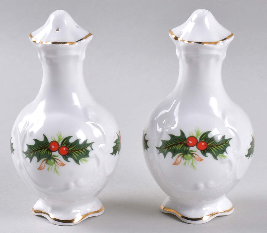 Yuletide (Scalloped) Salt & Pepper Set by Rosina-Queens-1