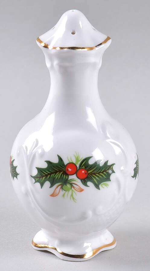 Yuletide (Scalloped) Pepper Shaker by Rosina-Queens-1