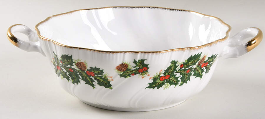 Yuletide (Scalloped) Round Vegetable No Lid by Rosina-Queens-1