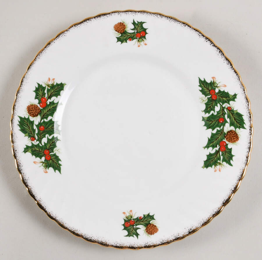 Yuletide (Scalloped) Salad/Dessert Plate by Rosina-Queens-1