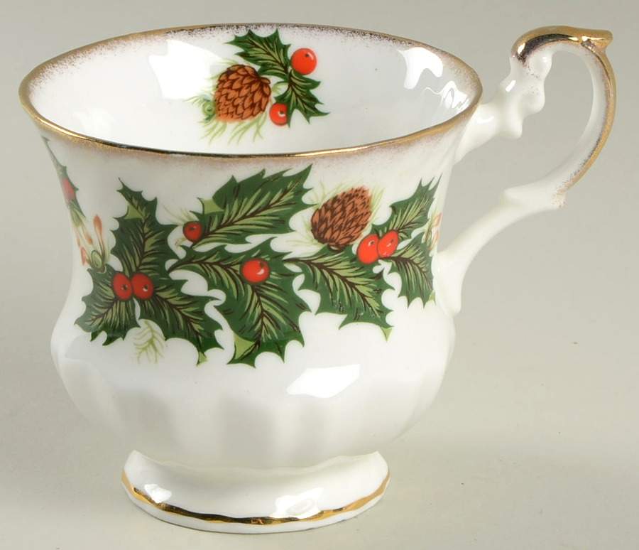 Yuletide (Scalloped) Footed Cup by Rosina-Queens-1