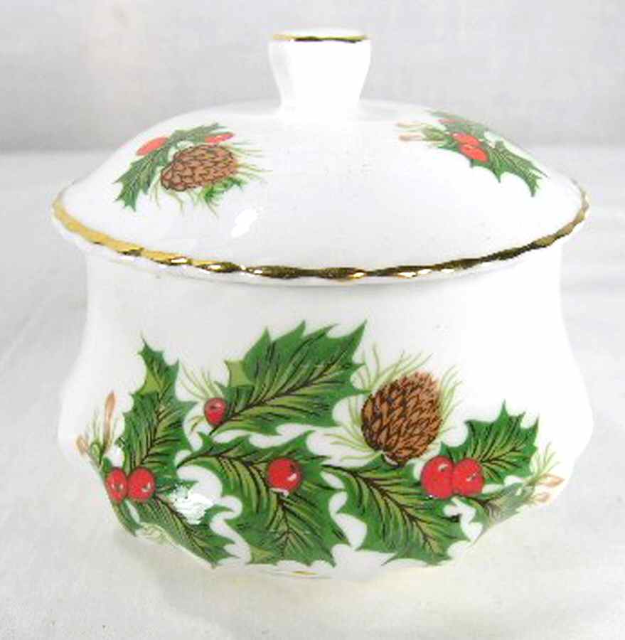 Yuletide (Scalloped) Sugar Bowl & Lid by Rosina-Queens-1