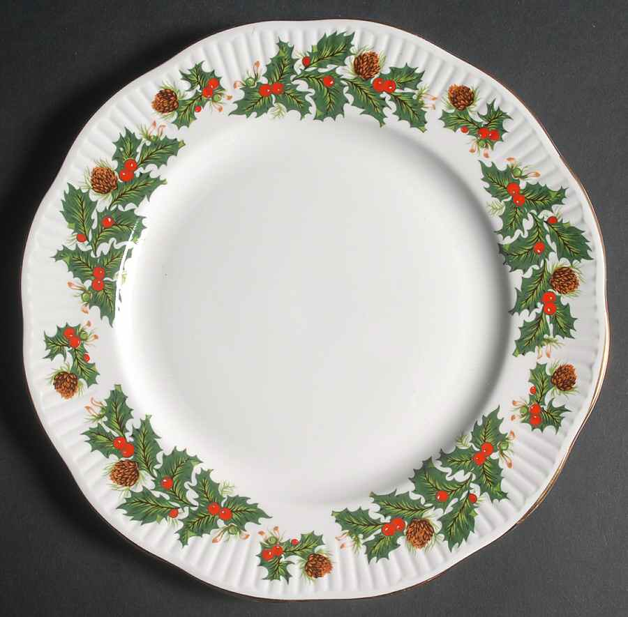 Yuletide (Scalloped) Luncheon Plate by Rosina-Queens-1