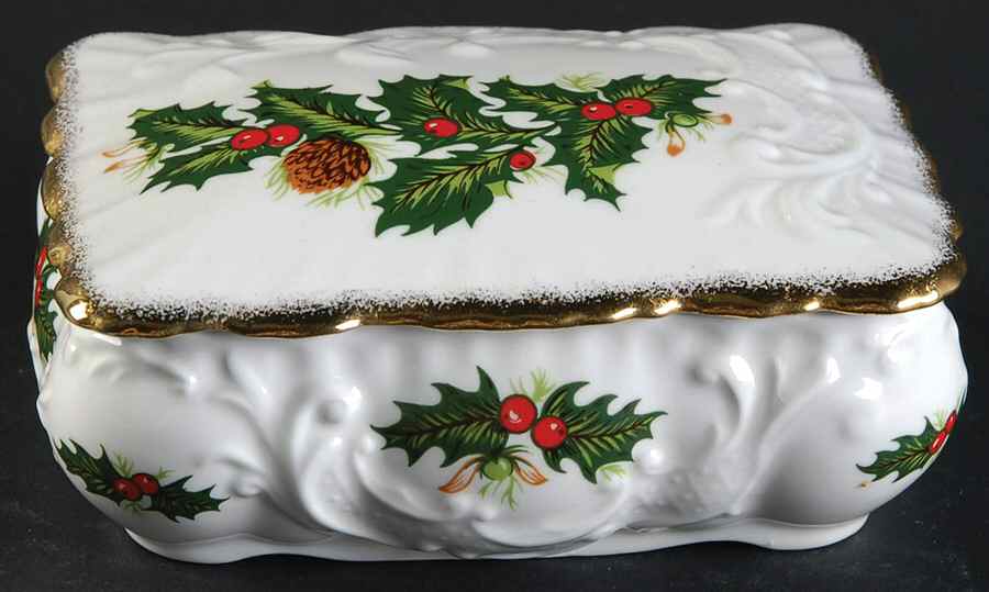 Yuletide (Scalloped) 5" Rectangular Box W/Lid by Rosina-Queens-1