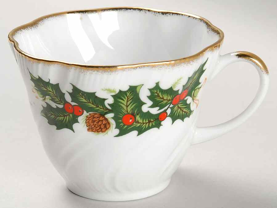 Yuletide (Scalloped) Flat Cup by Rosina-Queens-1