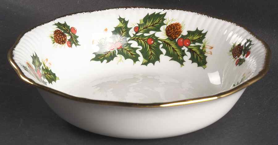 Yuletide (Scalloped) Coupe Cereal Bowl by Rosina-Queens-1