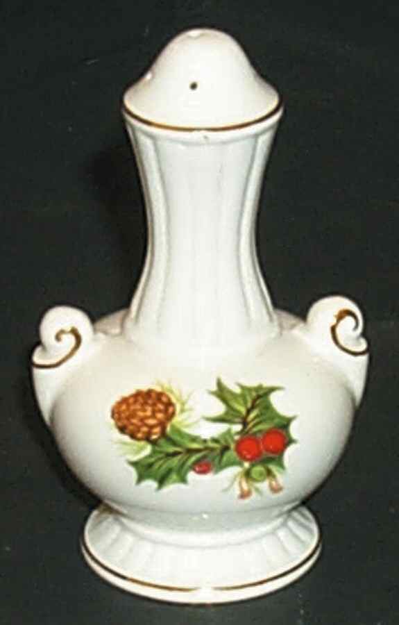 Yuletide (Scalloped) Pepper Shaker by Rosina-Queens-1