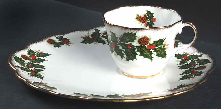 Yuletide (Scalloped) Snack Plate & Cup Set by Rosina-Queens-1
