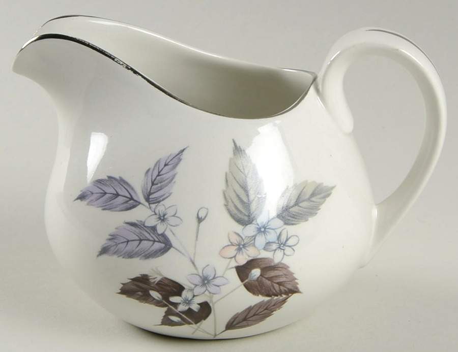 Chiltern Creamer by Ridgway (Ridgways)-1