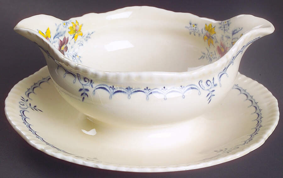 Cornwall Gravy Boat with Attached Underplate by Ridgway (Ridgways)-1
