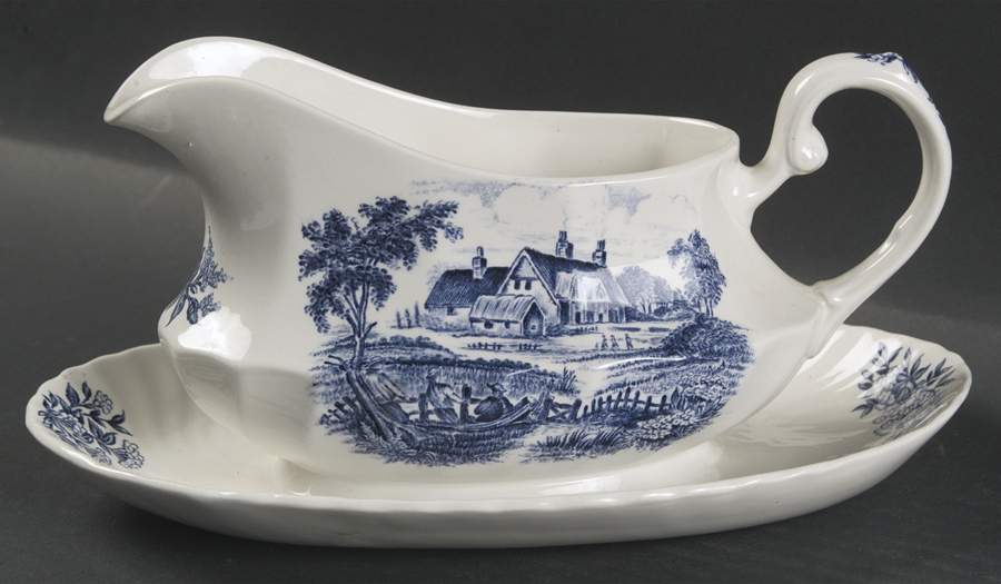 Meadowsweet Blue Gravy Boat with Attached Underplate by Ridgway (Ridgways)-1