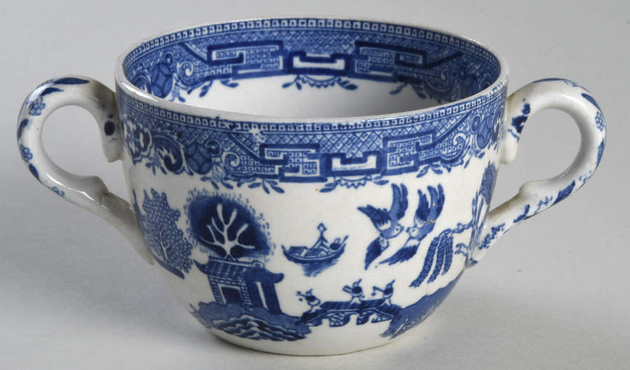 Willow Blue (Birds, Diamond Stamp) Flat Bouillon Cup by Ridgway (Ridgways)-1