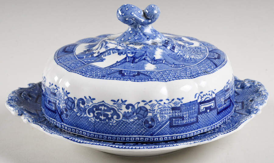 Willow Blue (Birds, Diamond Stamp) Round Covered Butter by Ridgway (Ridgways)-1