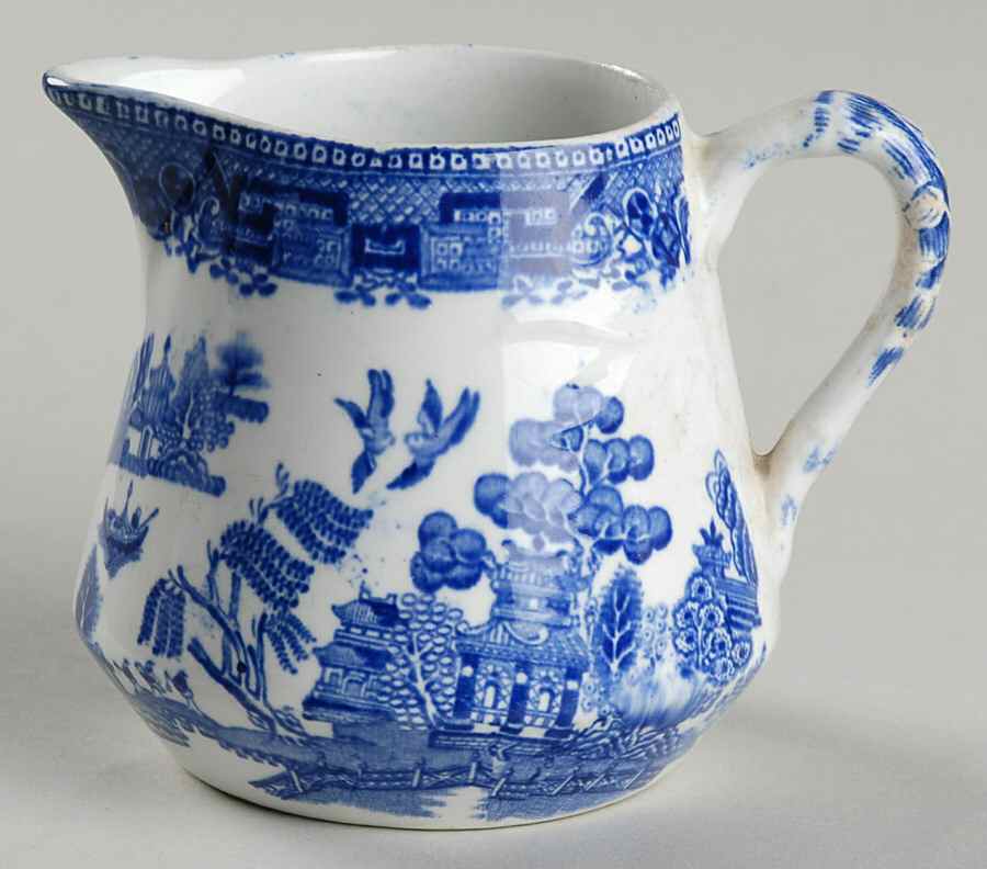 Willow Blue (Birds, Diamond Stamp) Creamer by Ridgway (Ridgways)-1