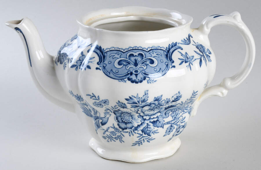 Windsor Blue Teapot No Lid by Ridgway (Ridgways)-1