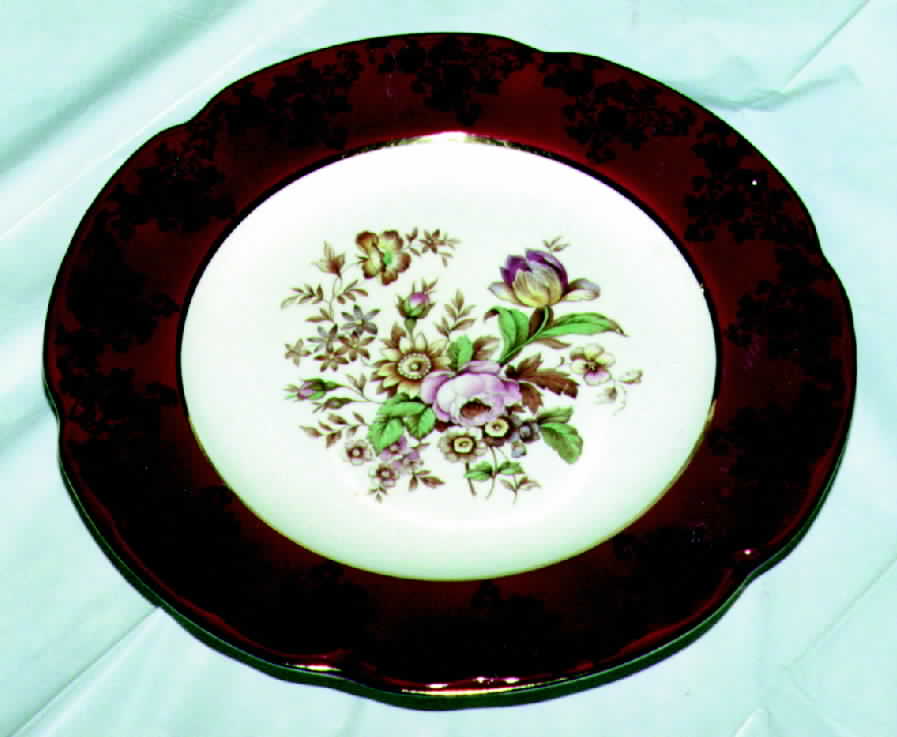 RIP1 Dinner Plate by Rideau-1