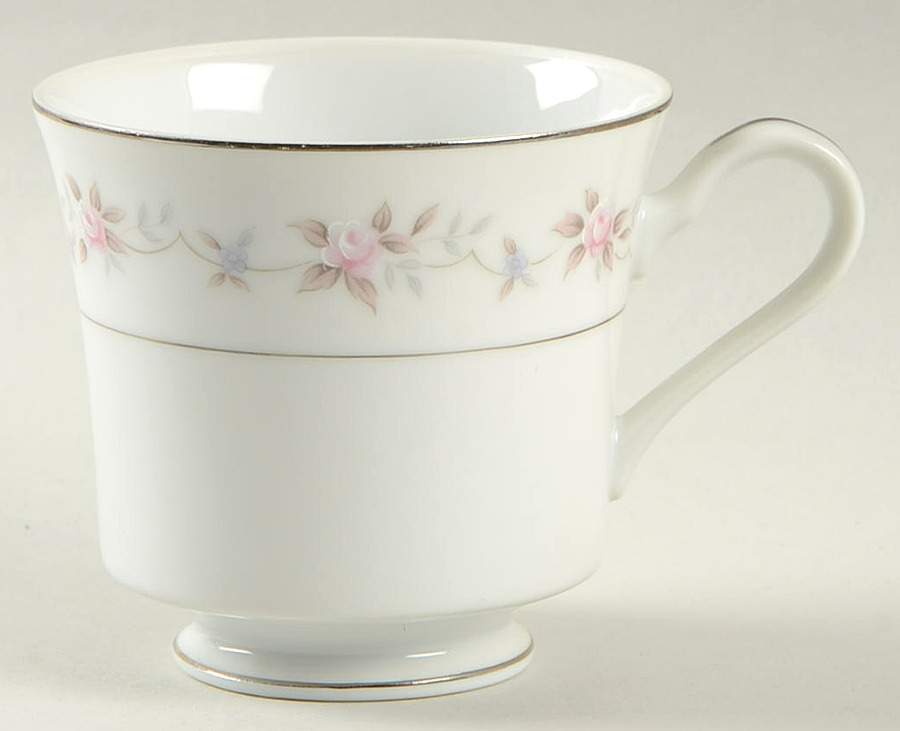 Maytime Footed Cup by Regis-1