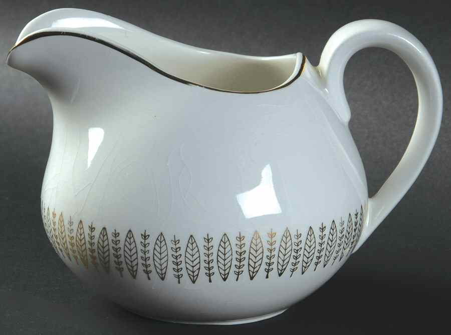 RKN1 Creamer by Royal Knight-1
