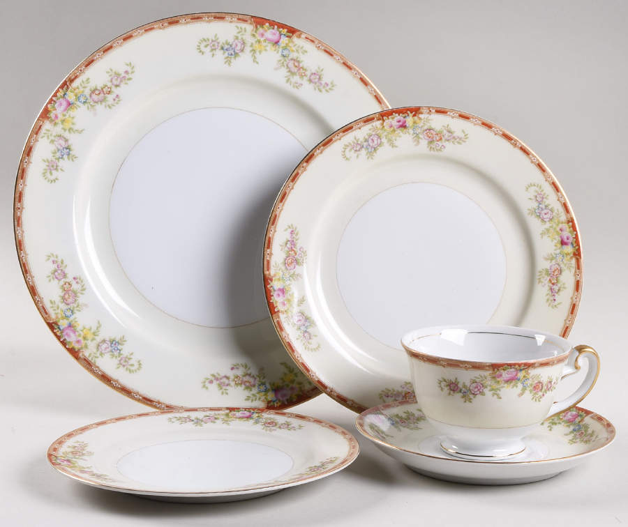 Ogden 5 Piece Place Setting by Royal Chester-1