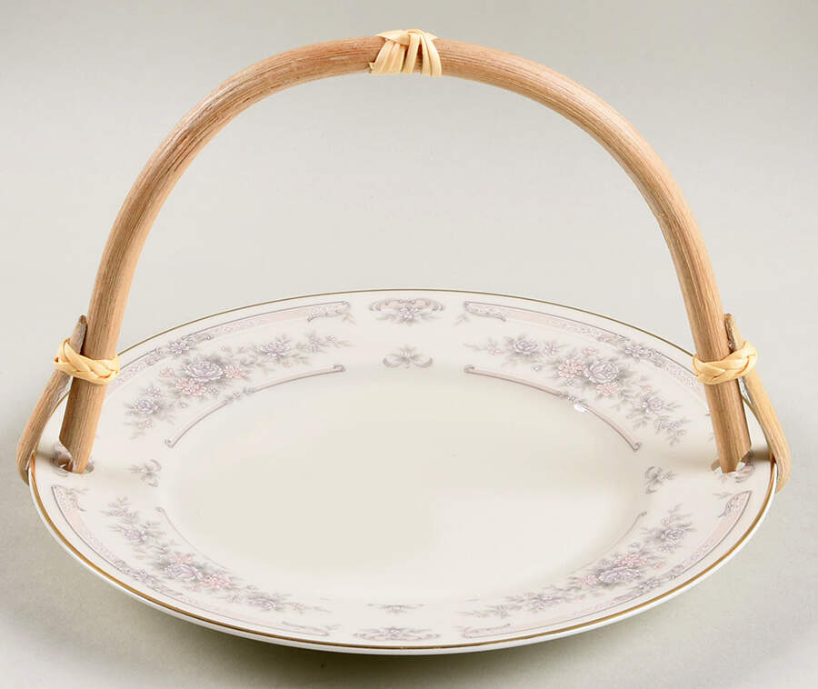 Antique Lace 5 3/8"-5 5/8" Bamboo Handled Serving Plate  HC by Royal Limited-1