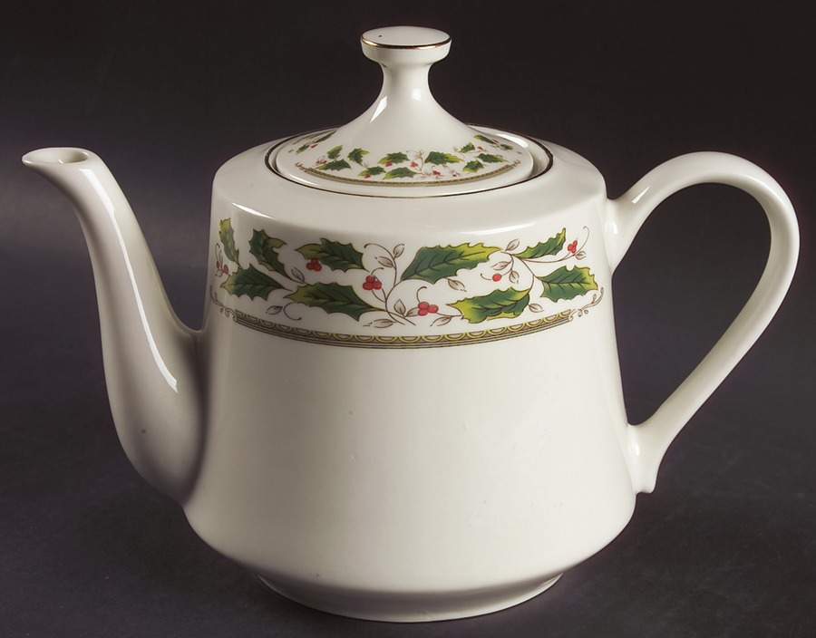 Holly Holiday Teapot & Lid by Royal Limited-1