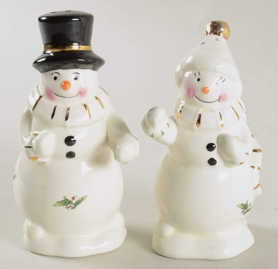 Holly Holiday Figural Salt & Pepper Set by Royal Limited-1