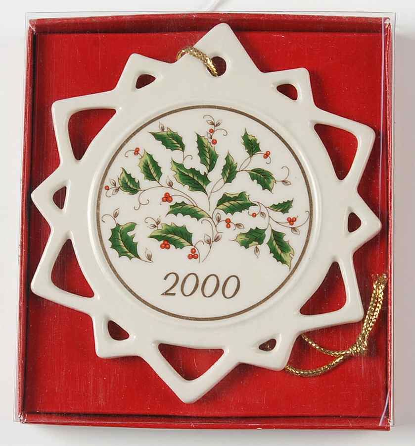 Holly Holiday 2000 Annual Ornament by Royal Limited-1