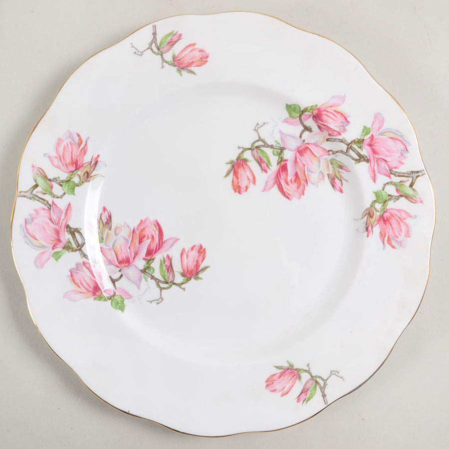 Magnolia Dinner Plate by Roslyn (England)-1