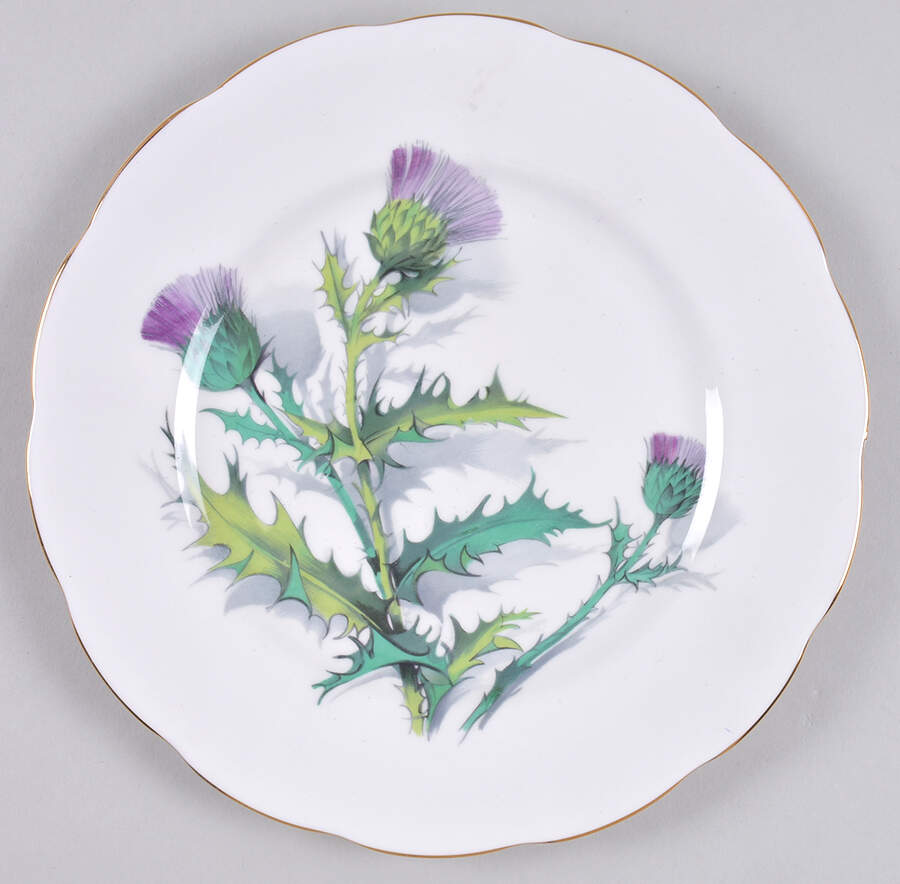 Queen O'Th' Highlands Luncheon Plate by Roslyn (England)-1