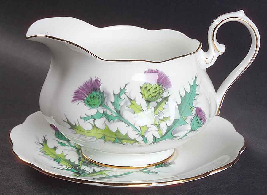 Queen O'Th' Highlands Gravy Boat & Underplate by Roslyn (England)-1
