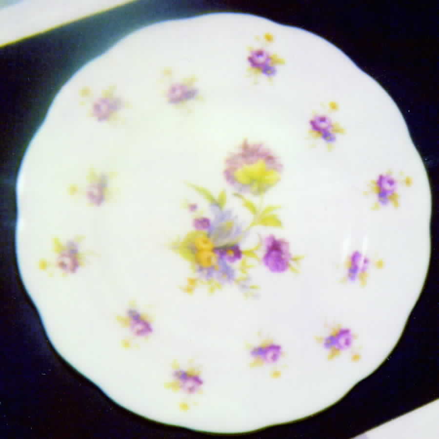 Rosemary Dinner Plate by Roslyn (England)-1