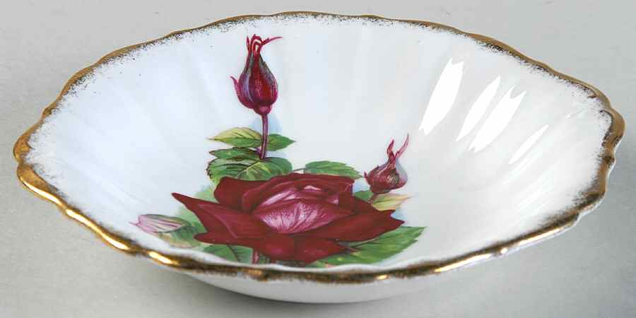 Wheatcroft Roses (England) 5" Sweet Meat Dish by Roslyn (England)-1