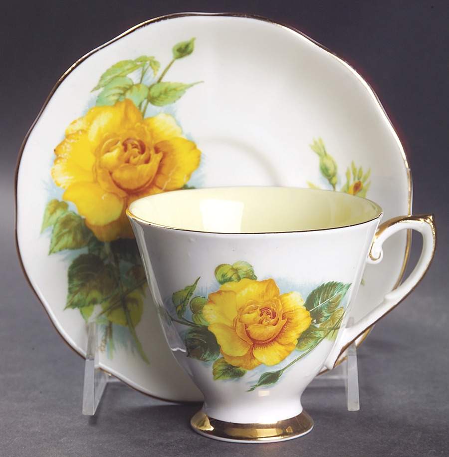 Wheatcroft Roses (England) Footed Cup & Saucer Set by Roslyn (England)-1