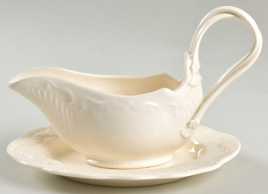 Classics Mint Boat & Stand by Royal Creamware-1