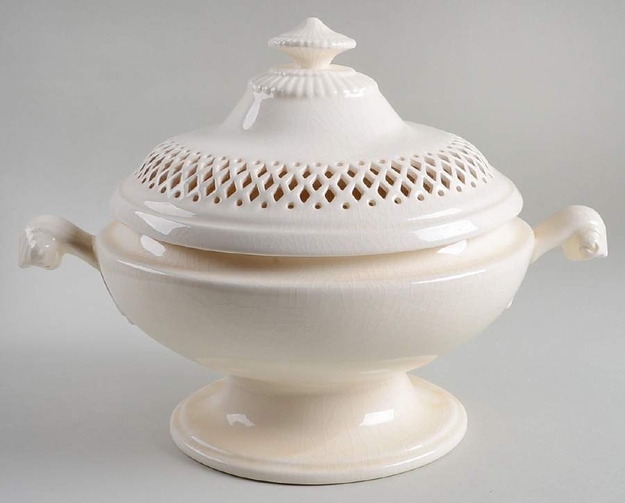 Classics Oval Tureen & Lid by Royal Creamware-1