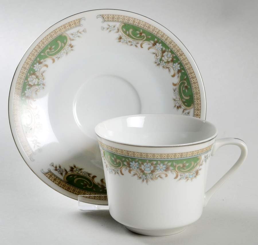 Alberta Platinum Flat Cup & Saucer Set by Ranmaru-1
