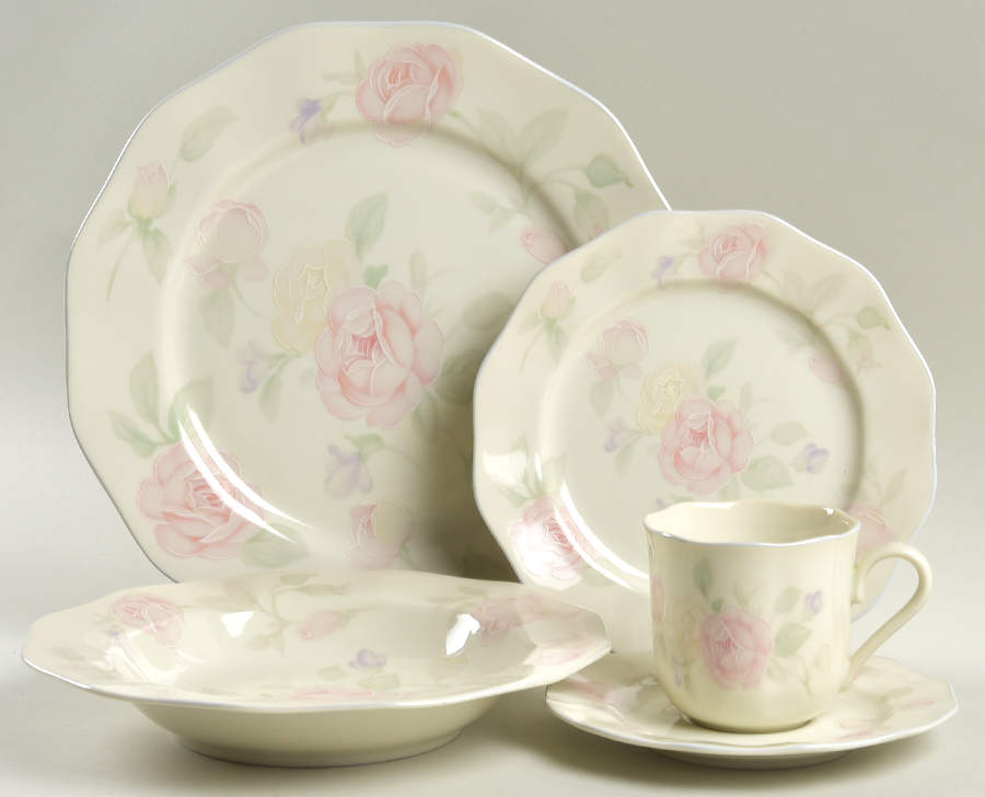 Flare Rose 5 Piece Place Setting by Ranmaru-1