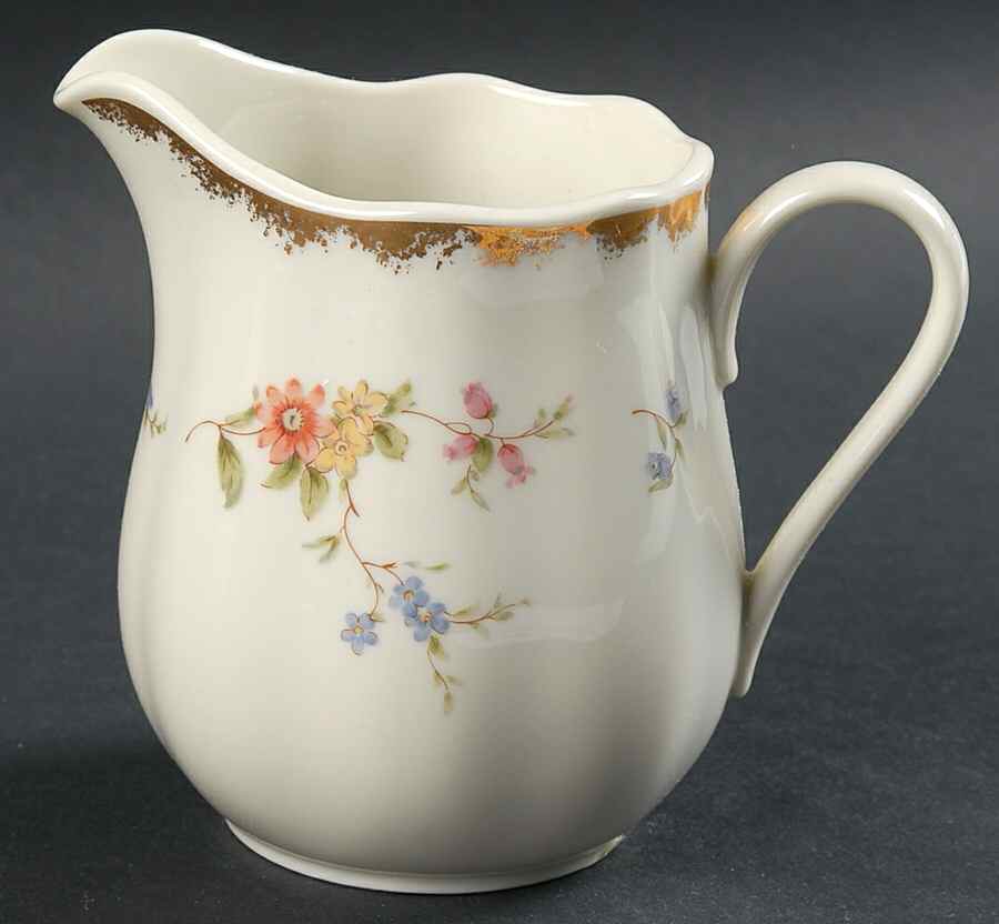 Garden Delight Creamer by Ranmaru-1