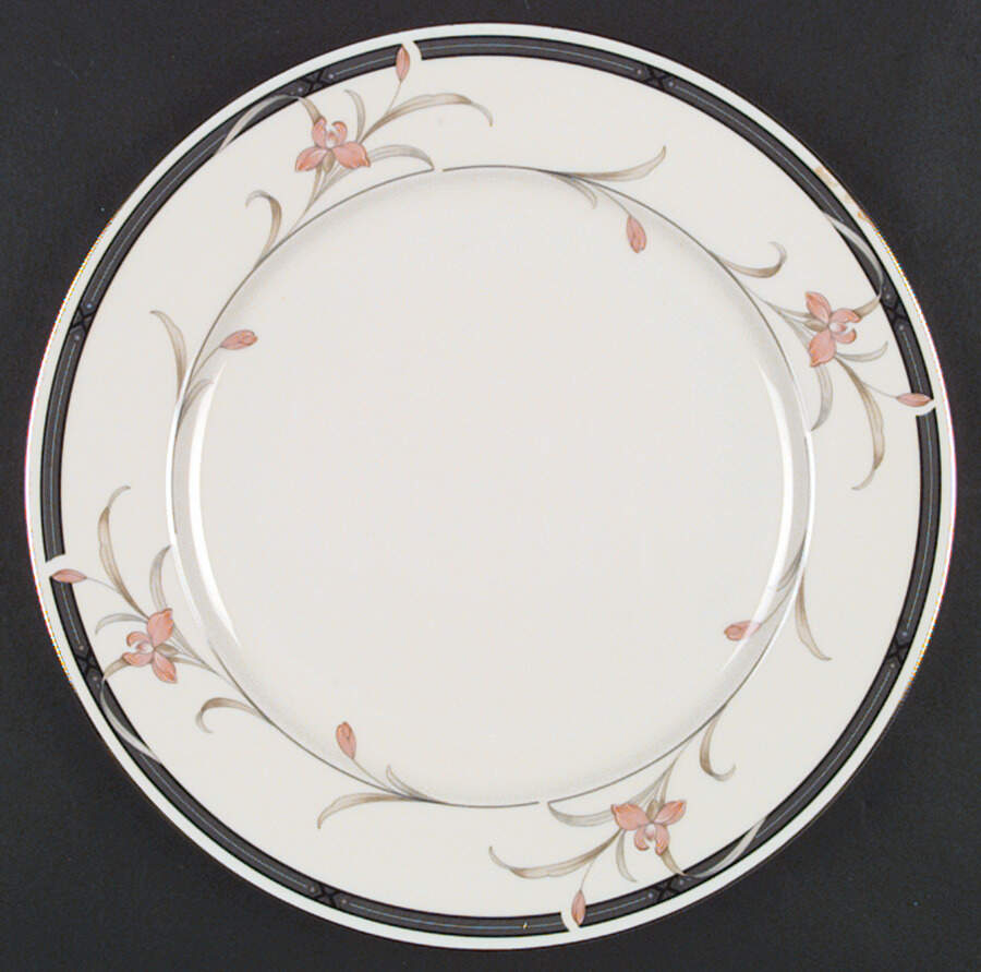 Gramercy Dinner Plate by Ranmaru-1