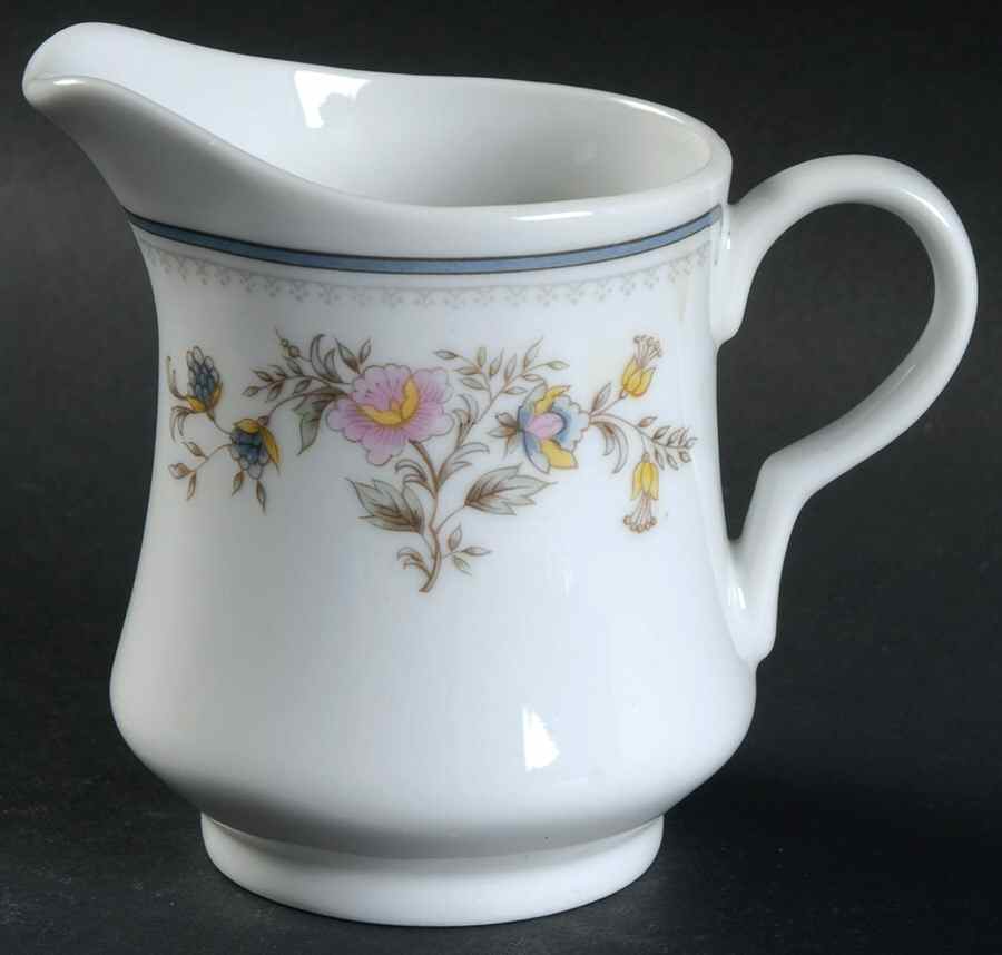 Hampton Creamer by Ranmaru-1