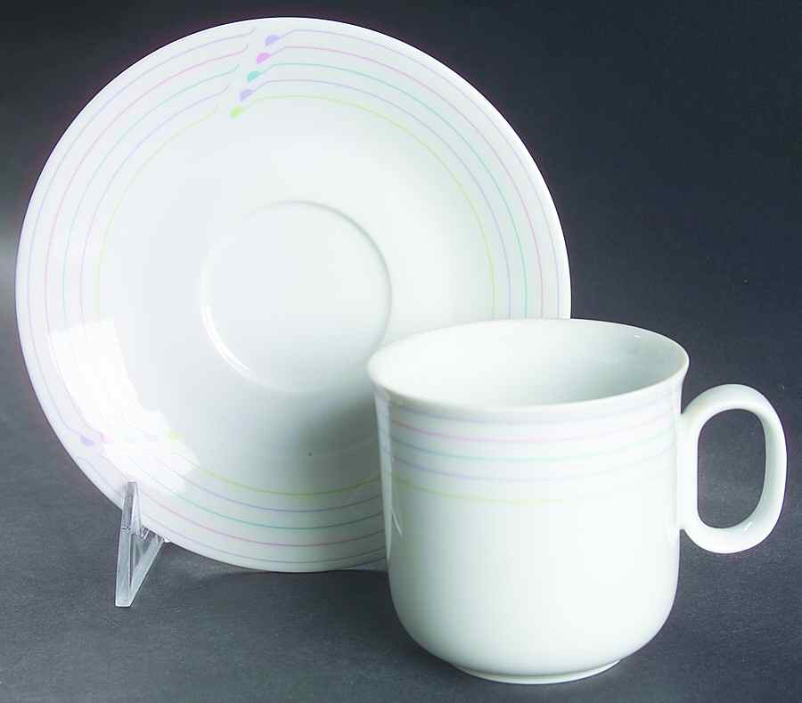 Leslie Flat Cup & Saucer Set by Ranmaru-1