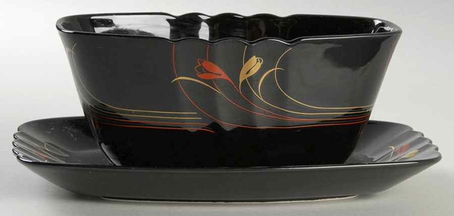 Masterpiece Gravy Boat with Attached Underplate by Ranmaru-1