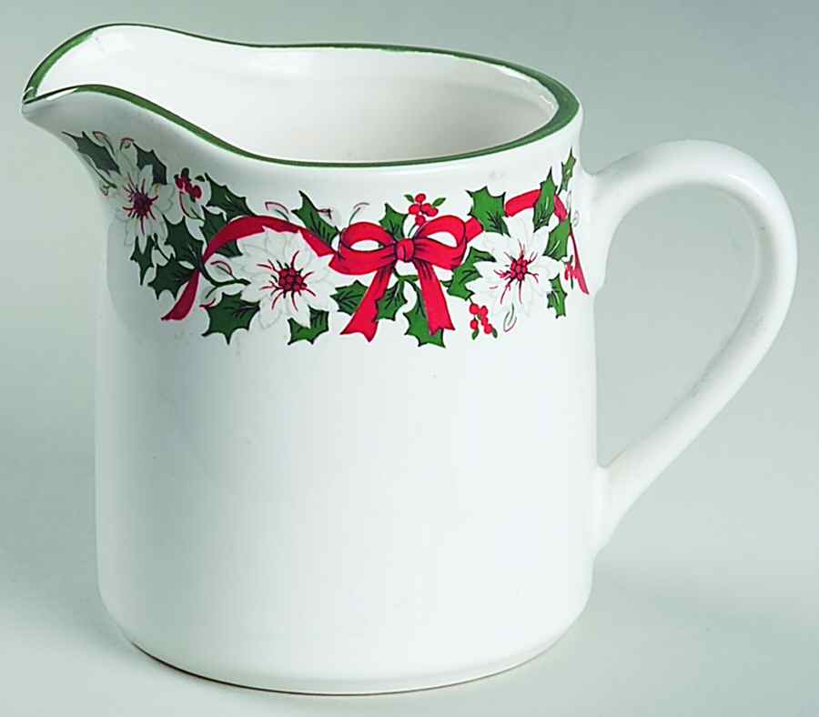 Season To Celebrate Creamer by Ranmaru-1