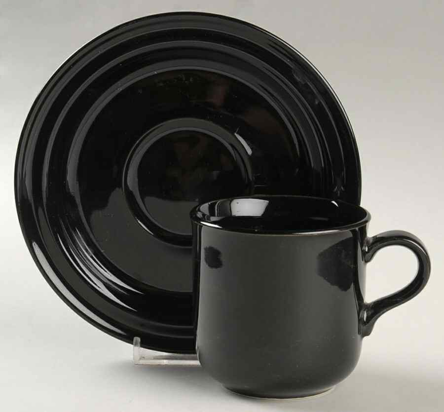 Space Black Flat Cup & Saucer Set by Ranmaru-1