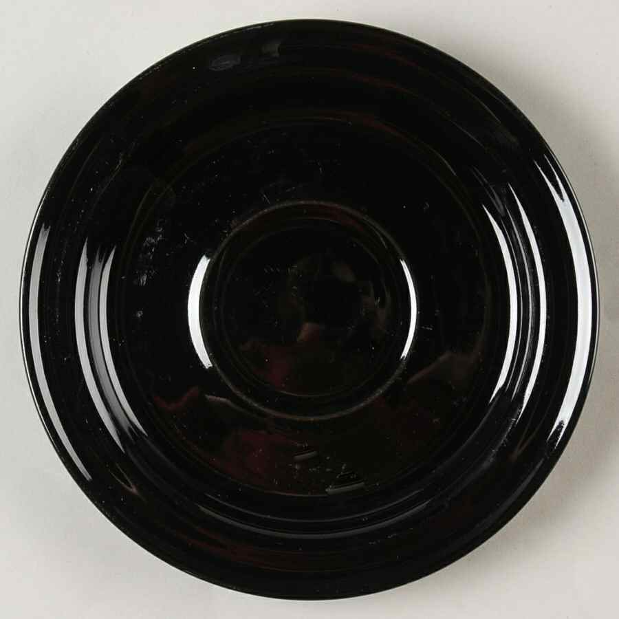 Space Black Saucer by Ranmaru-1