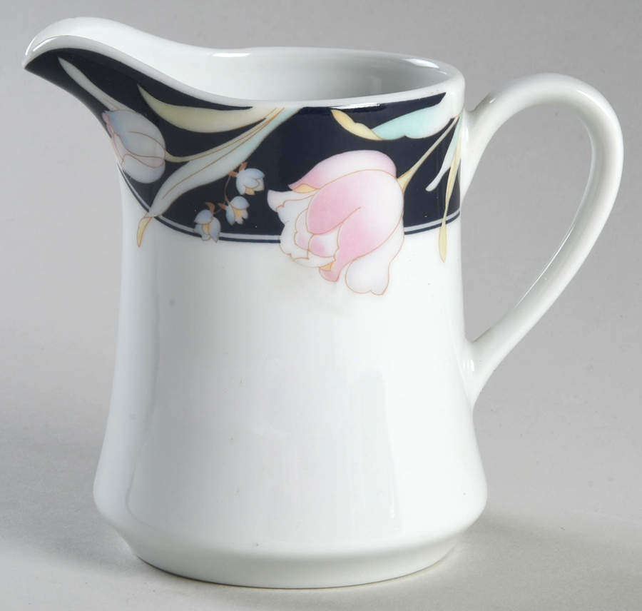 Splendour Creamer by Ranmaru-1