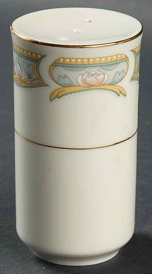 Woodstock Pepper Shaker by Ranmaru-1