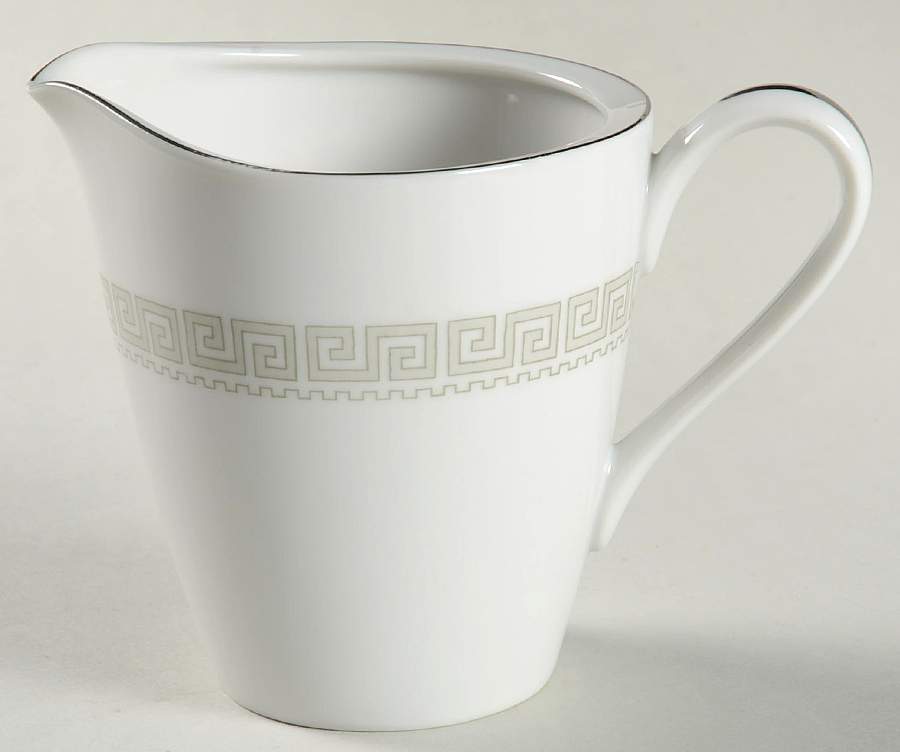 Banfield Creamer by Rose (Japan)-1