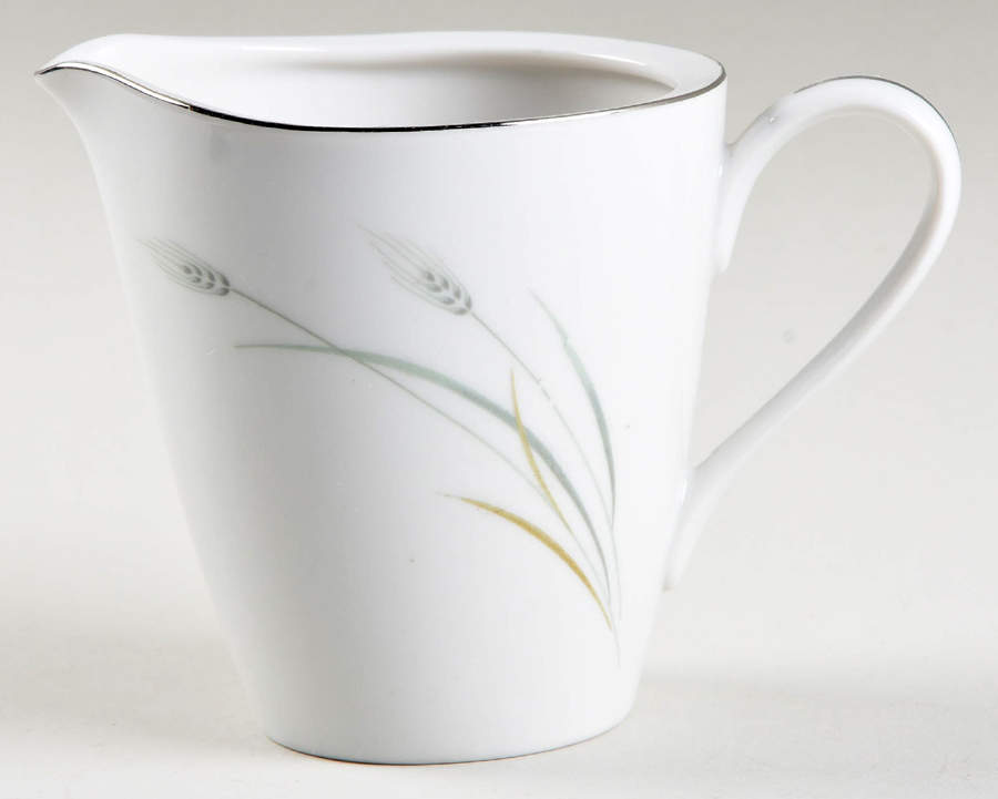 Clarion Creamer by Rose (Japan)-1