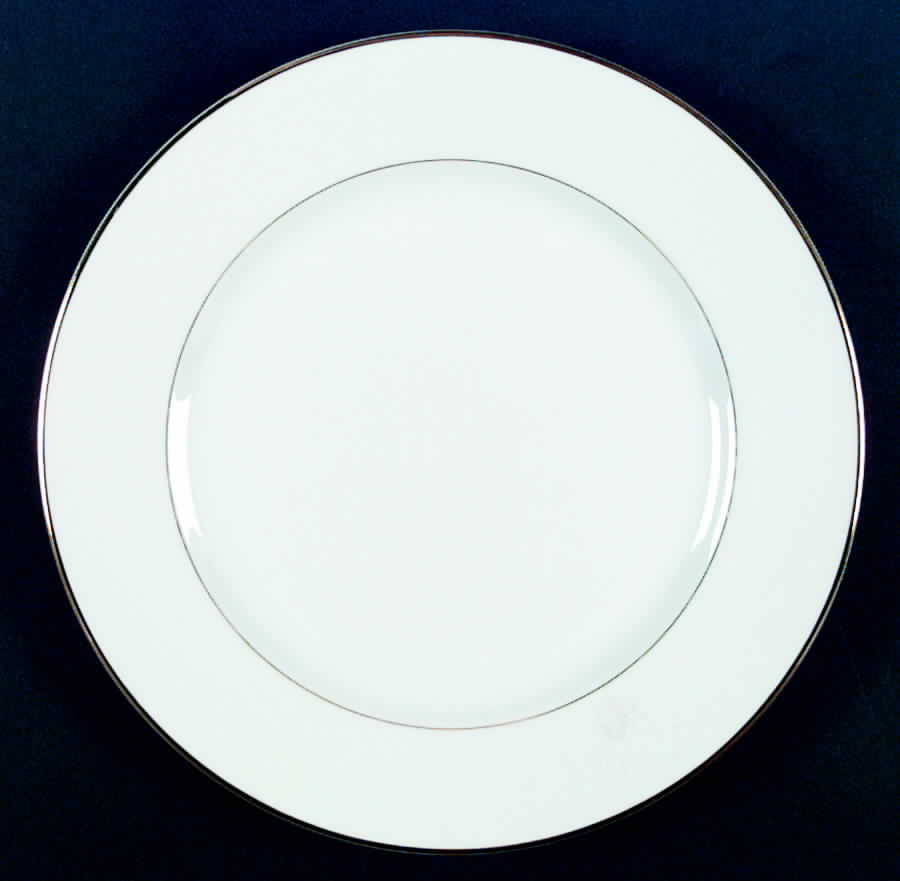 Classic Dinner Plate by Rose (Japan)-1